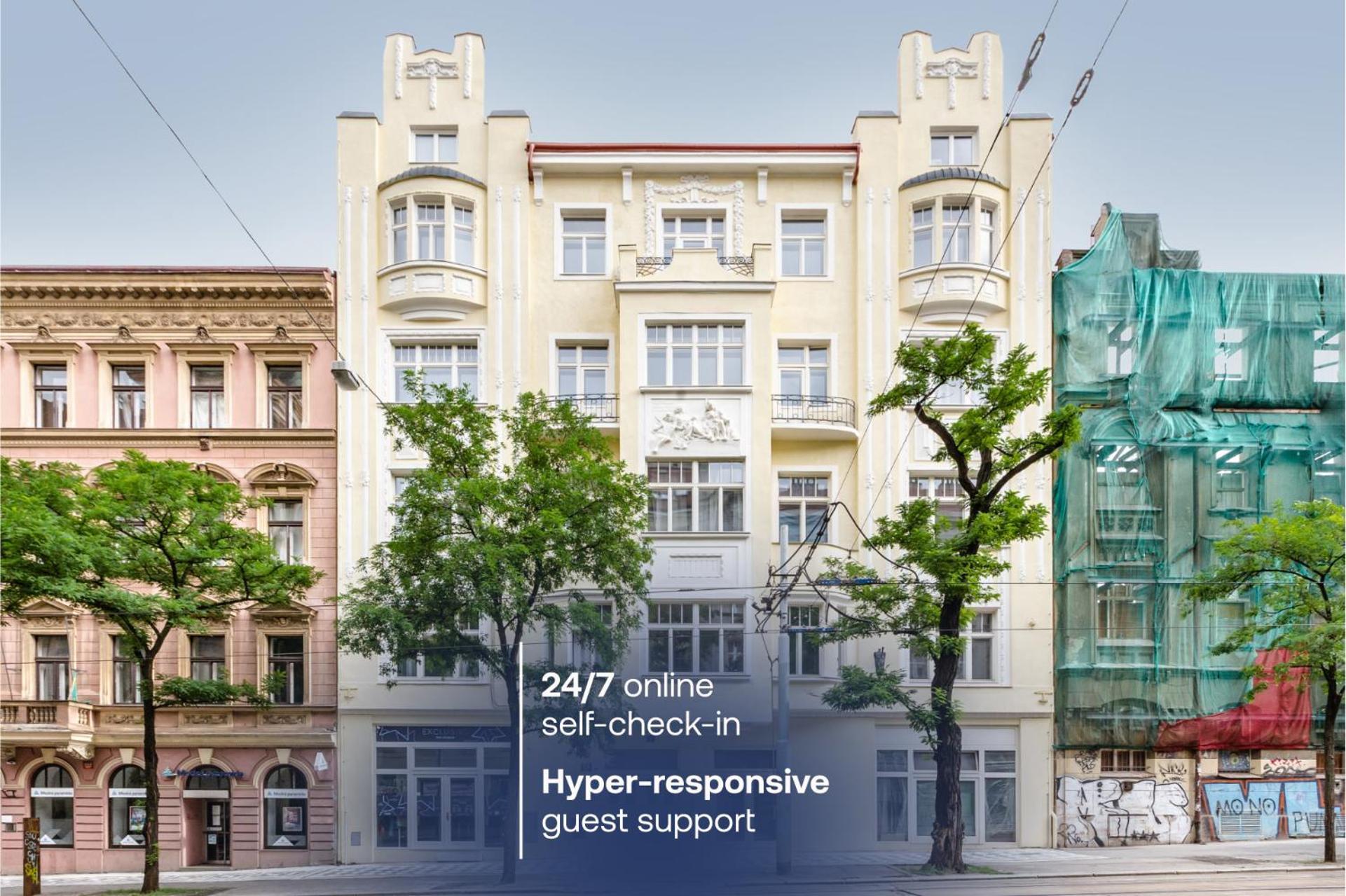 Turnkey I Charles Square * Praga