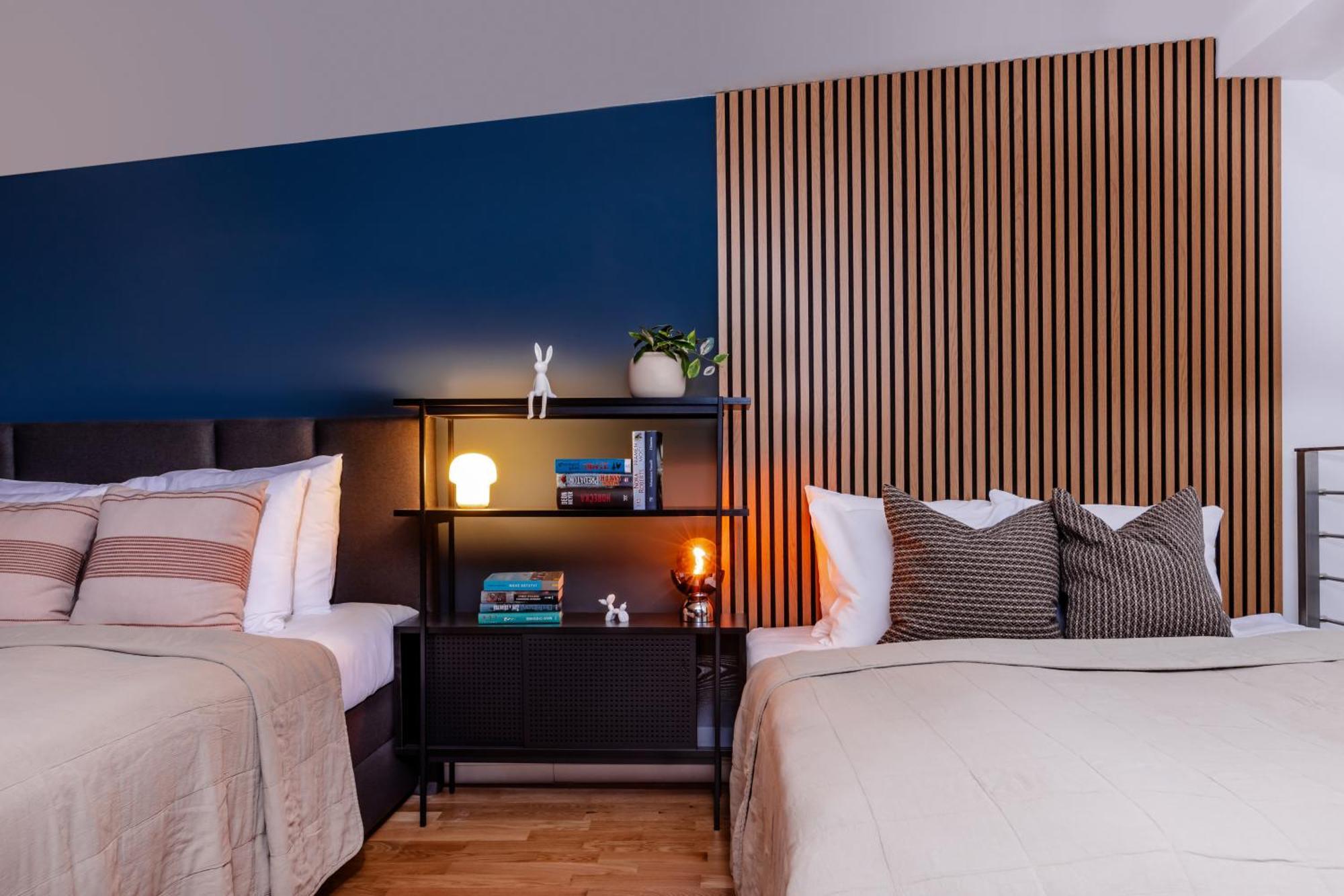 Turnkey I Charles Square Apartament